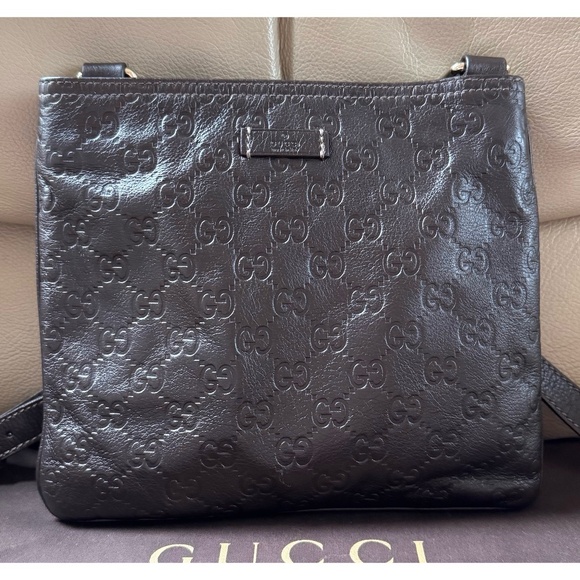 Gucci Handbags - Authentic Gucci Brown Guccissima Leather Crossbody Bag